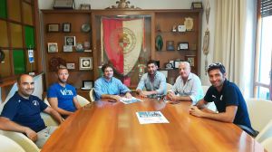 Beach on conferenza stampa
