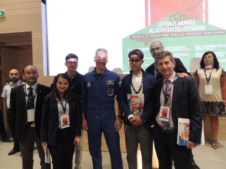 Studenti del Mattioli in visita con il ministero