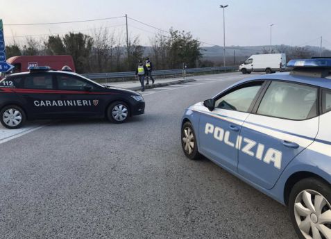 Carabinieri e polizia