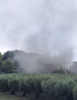 Casa in fiamme