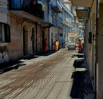 Via naumachia