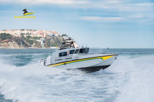 Barca Guardia di Finanza