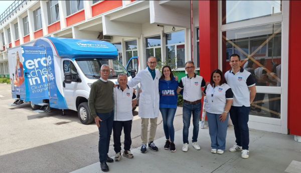 Avis San Salvo