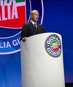 Luca conti