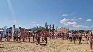 Vertical Summer Tour Radio Deejay