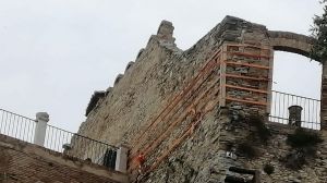 Muraglione palazzo d’avalos