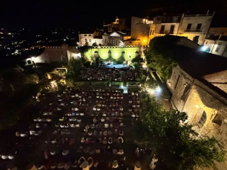 Musiche in cortile