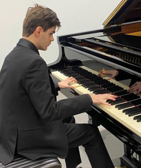 Emanuele Santoro